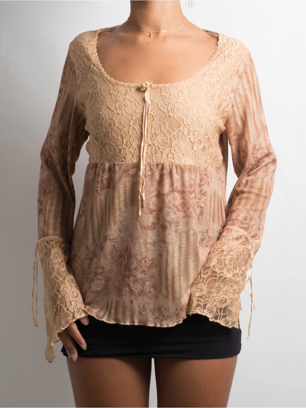 Y2K Express Beige Lace-Trim Boho Tunic Top